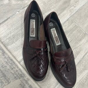 NWOT Vintage Women’s The Leather Collection Loafers